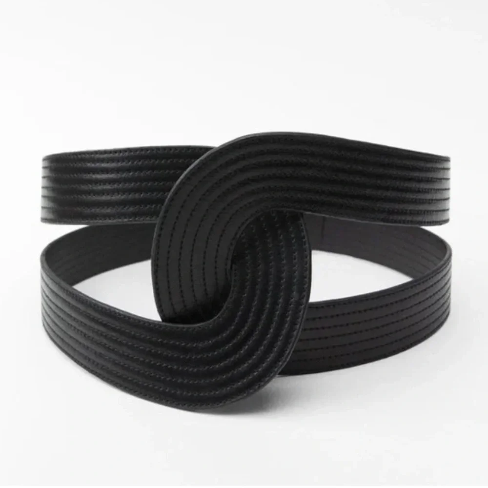 Zara Limited Edition 100% Genuine leather twist black wide belt Sz.80 (S)